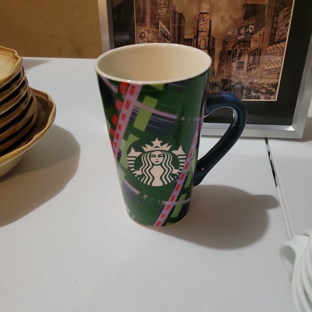 Starbucks 2020 16oz XL Christmas Holiday Multicolor Plaid Ceramic Coffee Mug Cup